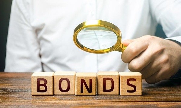 Can Investment Bonds Be Transferred to Another Provider?