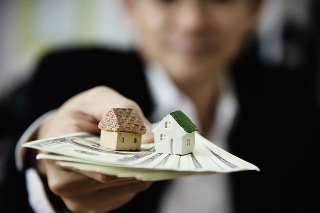 How to Make Passive Income from Rental Property in 2025