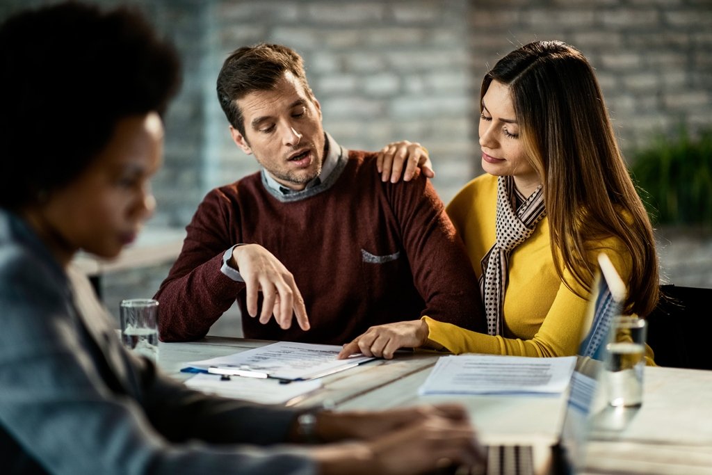 What are some of the investing options offered at banks?