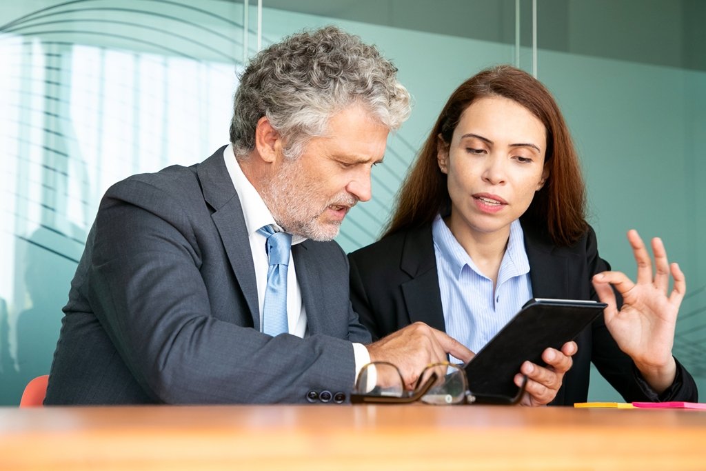 What are some of the investing options offered at banks?